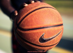 人人体育直播-每支德甲球队的战术特点与核心优势分析