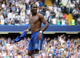 人人体育直播-身高决定空战？世俱杯历届冠军球队平均身高汇总对比